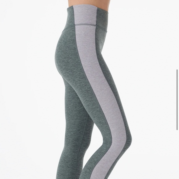 Lole Half Moon High Waisted Leggings With Pocket - Lily Pad Heather (S) - Picture 2 of 7